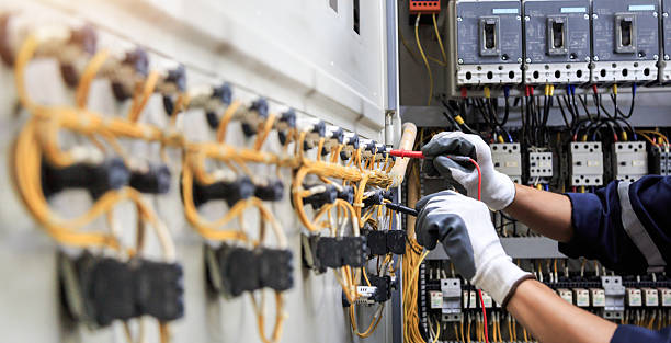 Professional Electrician technician working in Frederickson, WA